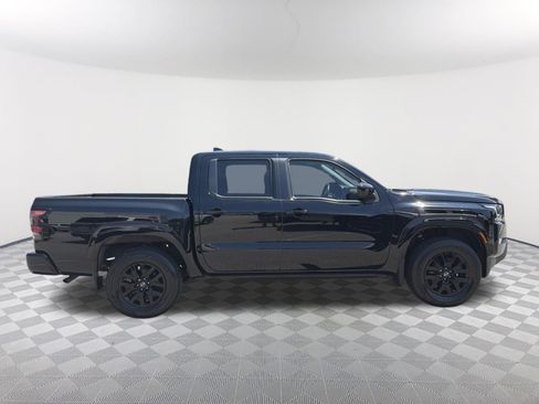 Used 2022 Nissan Frontier SV AWD/4WD image 17