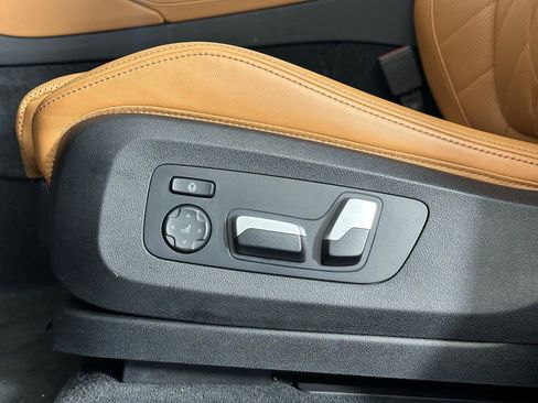 Used 2023 BMW X6 xDrive40i AWD/4WD image 7