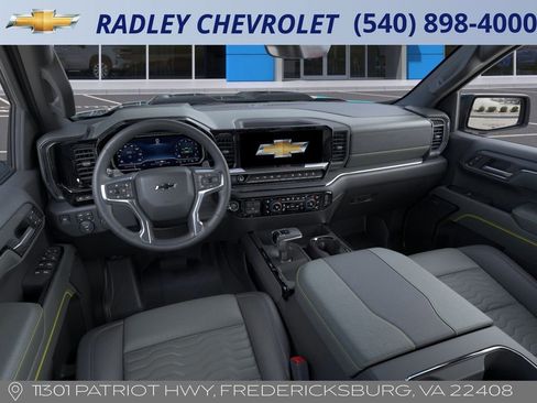 New 2026 Chevrolet Silverado 1500 ZR2 image 15