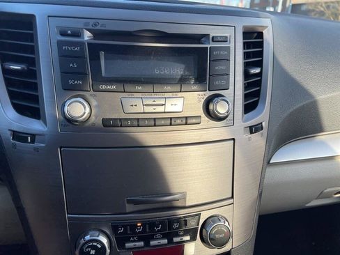 Used 2013 Subaru Outback 2.5i Premium image 8