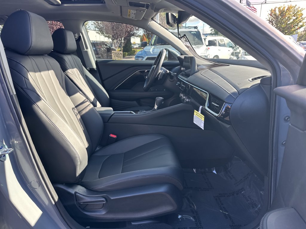 Used 2025 Acura ADX AWD image 17