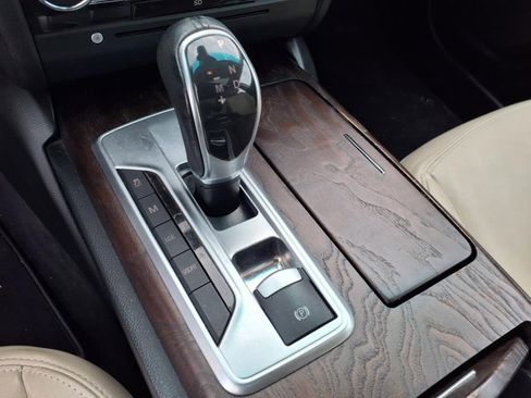 Used 2014 Maserati Ghibli Base image 22