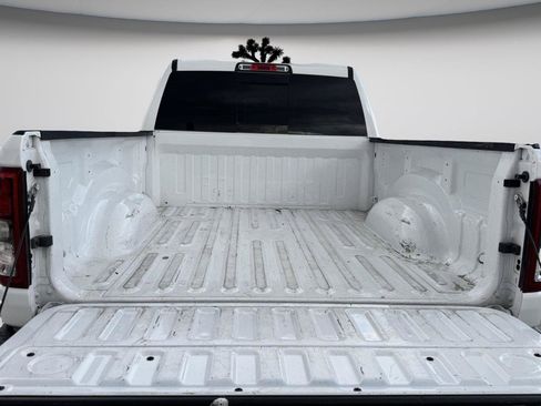 Used 2021 RAM 1500 Big Horn RWD image 17