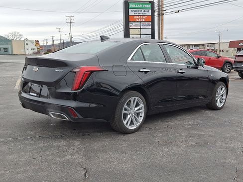 Used 2025 Cadillac CT4 Luxury image 8