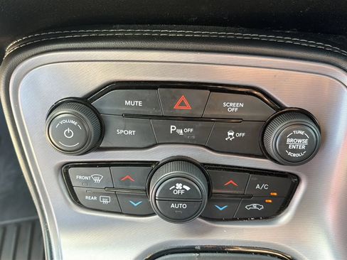 Used 2023 Dodge Challenger R/T RWD image 15