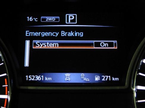 Used 2018 Nissan Pathfinder SV image 45