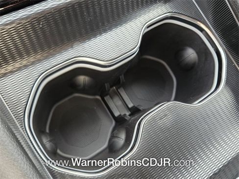 New 2025 Jeep Grand Cherokee L Laredo image 22