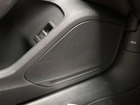 Used 2022 Audi A4 2.0T Premium Plus AWD/4WD image 19