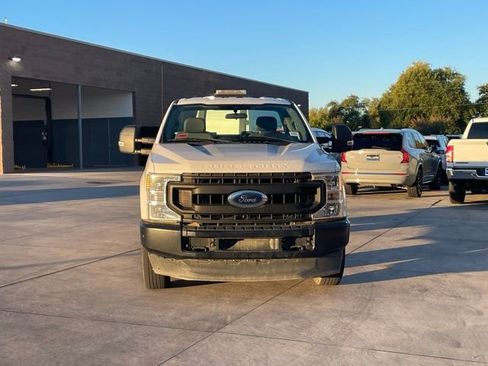 Used 2020 Ford F250 XL w/ Power Equipment Group image 5