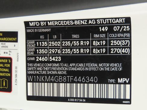 Certified 2026 Mercedes-Benz GLC 300 image 33