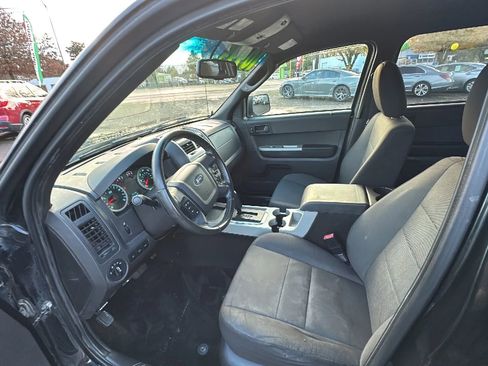 Used 2012 Ford Escape XLT image 8