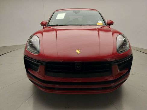 Certified 2025 Porsche Macan AWD/4WD image 20