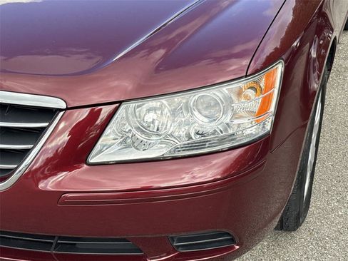 Used 2010 Hyundai Sonata GLS FWD image 9