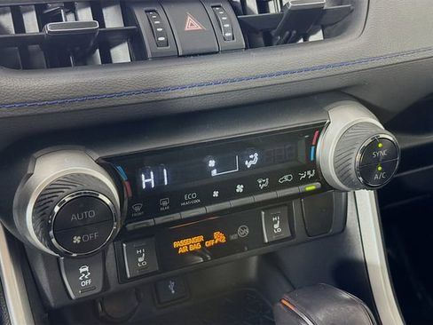 Used 2021 Toyota RAV4 XSE w/ XSE Grade Weather Package AWD/4WD image 16