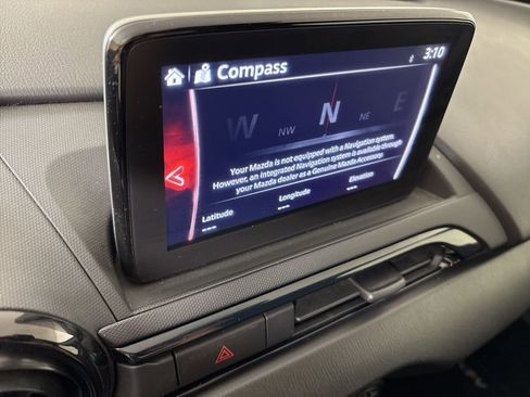 Used 2019 MAZDA MX-5 Miata Sport w/ I-ACTIVSENSE Sport Package image 25