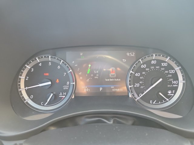 Used 2021 Toyota Highlander XLE AWD/4WD image 34
