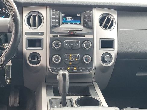 Used 2017 Ford Expedition XLT RWD image 15