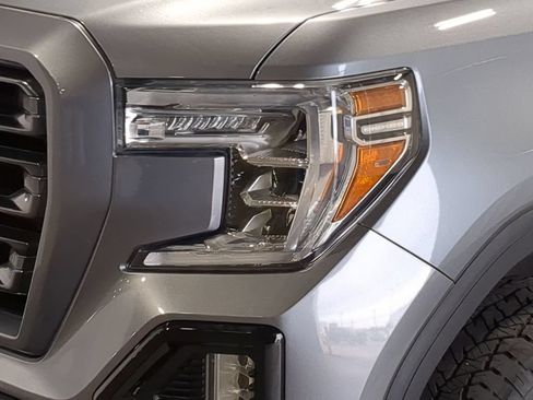 Used 2020 GMC Sierra 1500 AT4 w/ AT4 Premium Package AWD/4WD image 14
