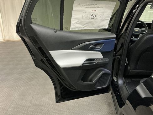 New 2026 Chevrolet Equinox EV LT AWD/4WD image 32