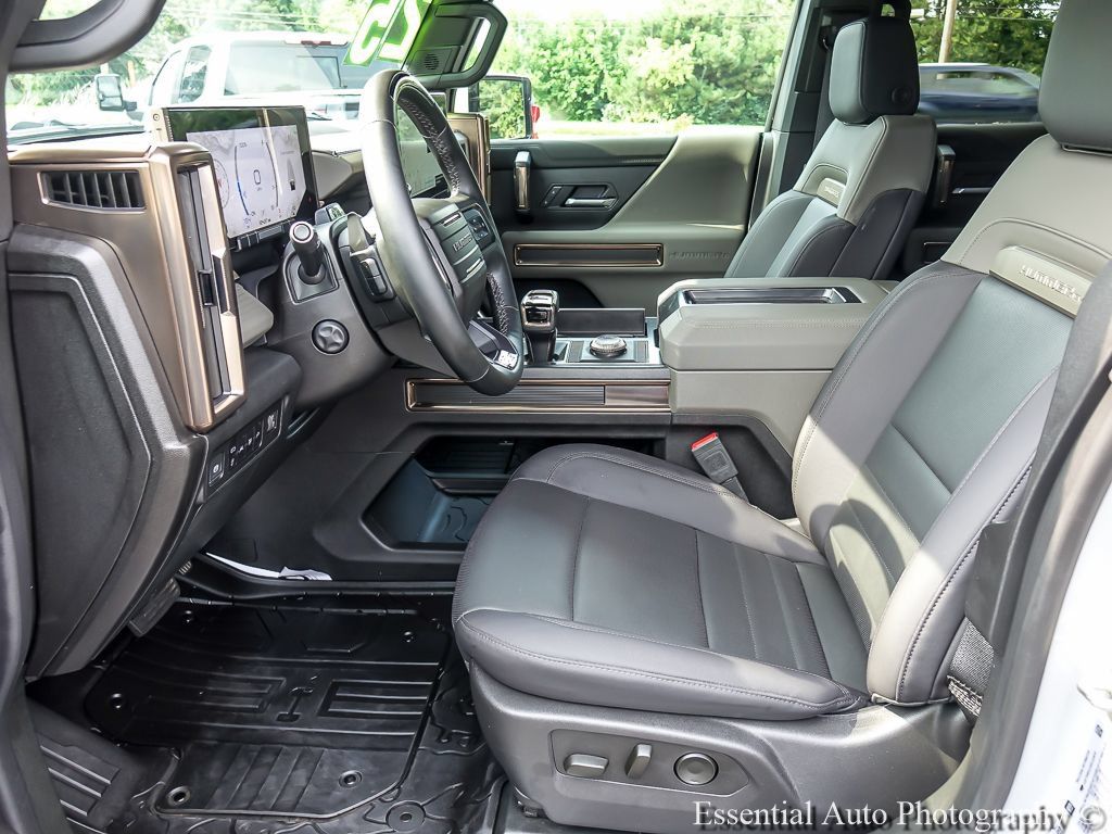Used 2025 GMC Hummer EV 3X AWD/4WD image 12