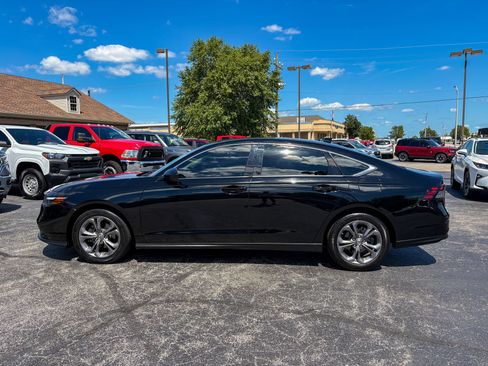 Used 2024 Honda Accord EX image 7