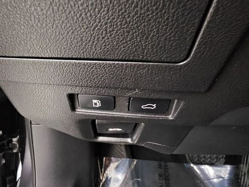 Used 2021 Lexus ES 300h w/ Premium Package image 14