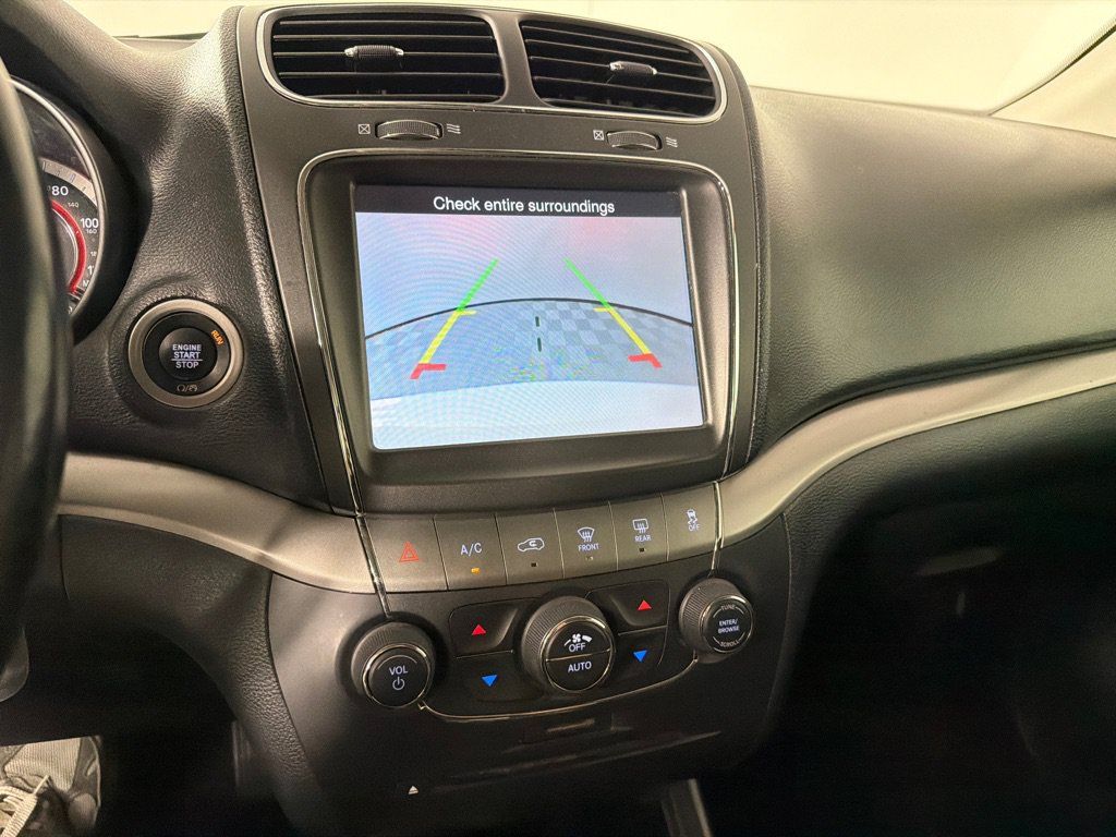 Used 2020 Dodge Journey Crossroad FWD image 18