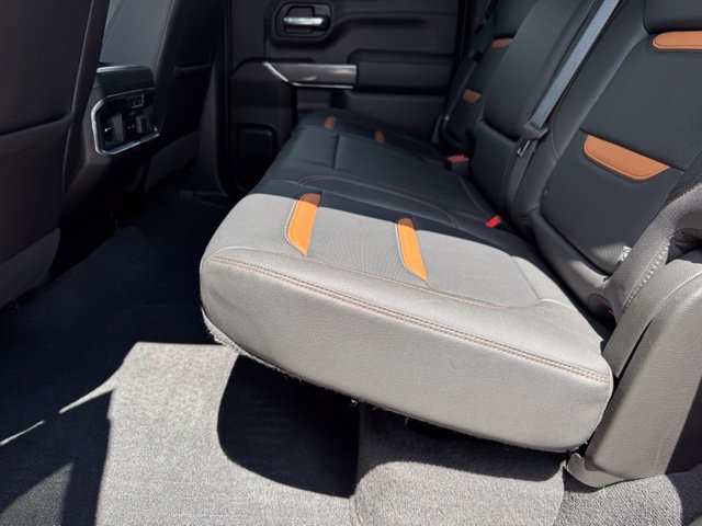 Certified 2021 GMC Sierra 1500 AT4 AWD/4WD image 7