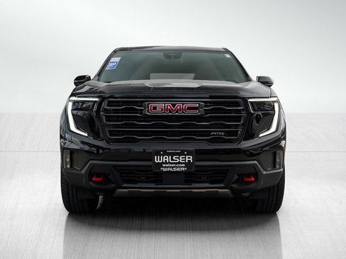 New 2025 GMC Acadia AT4 image 2