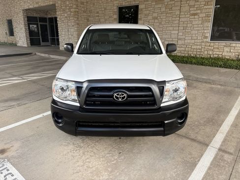 Used 2006 Toyota Tacoma 2WD Regular Cab w/ Enhancement Pkg image 2