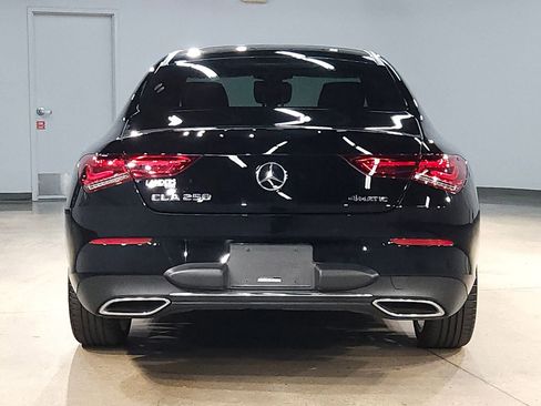Used 2021 Mercedes-Benz CLA 250 4MATIC image 6