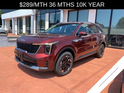 New 2025 Kia Sorento S