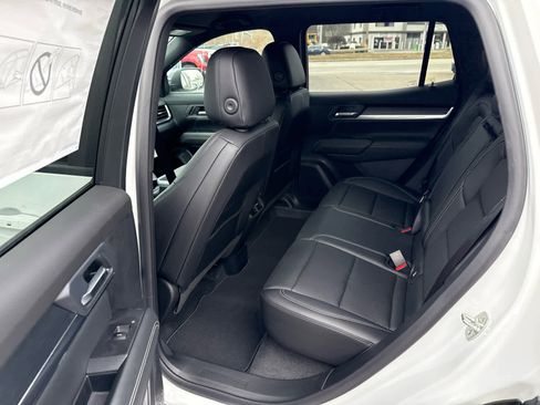 New 2026 GMC Terrain Elevation w/ Elevation Premium Package image 13