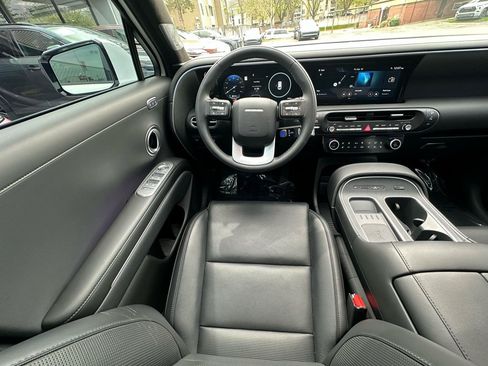 Used 2026 Hyundai Palisade Calligraphy AWD/4WD image 3
