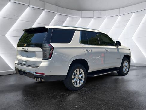 Used 2025 Chevrolet Tahoe Premier AWD/4WD image 5