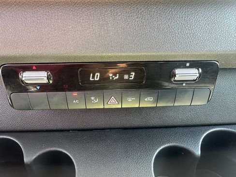 Used 2024 Mercedes-Benz Sprinter 2500 image 28