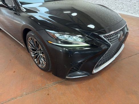 Used 2020 Lexus LS 500 w/ Accessory Package (Z2) RWD image 9