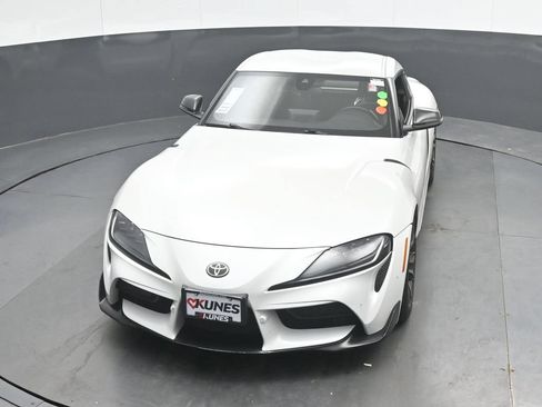 Used 2022 Toyota Supra w/ Safety & Technology Package RWD image 33
