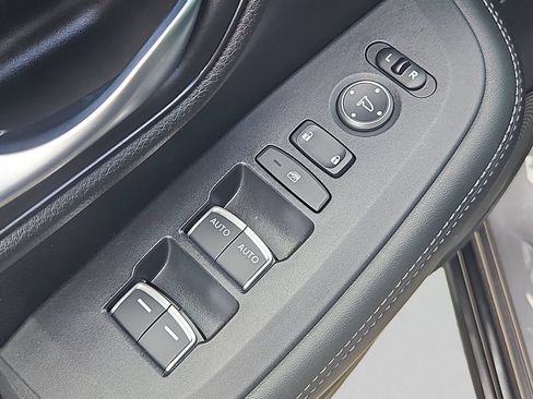 Used 2024 Honda HR-V EX-L image 24