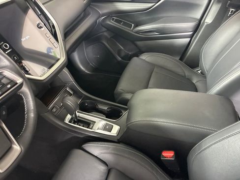Used 2023 Subaru Ascent Limited w/ Technology Package AWD/4WD image 28