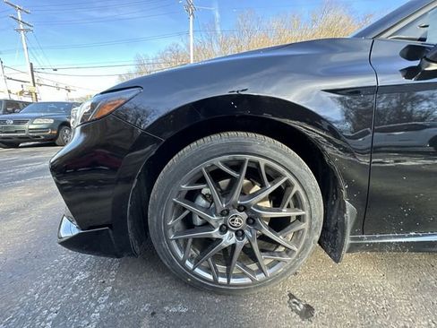 Used 2025 Toyota Camry XSE image 21
