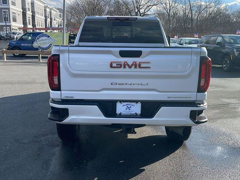 Used 2023 GMC Sierra 3500 Denali w/ Denali Ultimate Package image 6