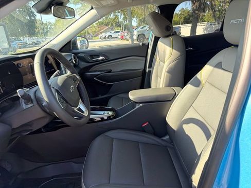 New 2026 Chevrolet Trax ACTIV w/ Driver Confidence Package FWD image 16