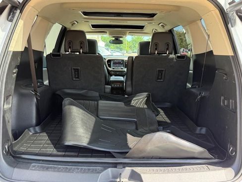 Used 2019 GMC Acadia Denali w/ Technology Package AWD/4WD image 5