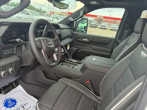 New 2026 GMC Sierra 2500 AT4X w/ LPO, Black Badging Package AWD/4WD image 16