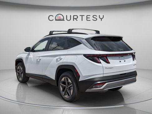 New 2026 Hyundai Tucson SEL AWD/4WD image 3