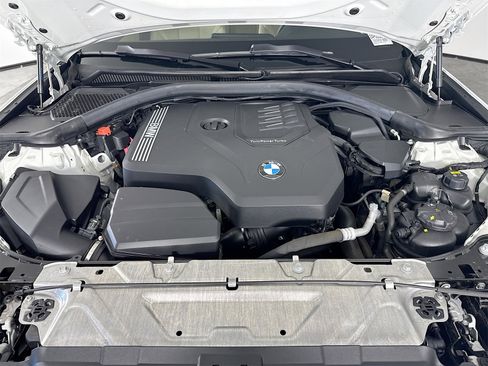 Certified 2022 BMW 330i Sedan w/ Driving Assistance Package image 31