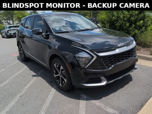 Used 2023 Kia Sportage EX FWD image 3