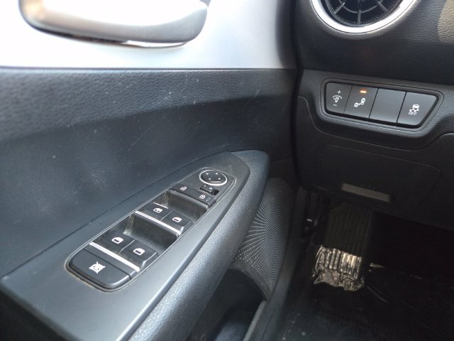 Certified 2024 Kia Forte LXS w/ LXS Technology Package FWD image 17