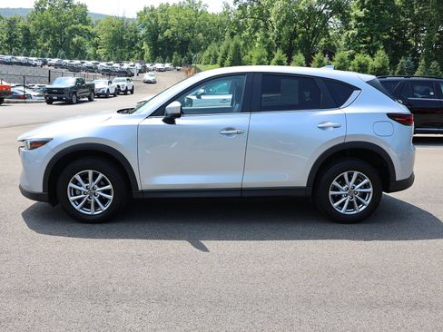 Used 2023 MAZDA CX-5 AWD 2.5 S w/ Select Package image 4
